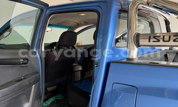 Acheter Occasion Voiture Isuzu KB Bleu à Windhoek, Namibie Acheter Occasion Voiture Isuzu KB Bleu à Windhoek, Namibie