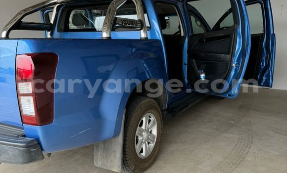 Acheter Occasion Voiture Isuzu KB Bleu à Windhoek, Namibie Acheter Occasion Voiture Isuzu KB Bleu à Windhoek, Namibie