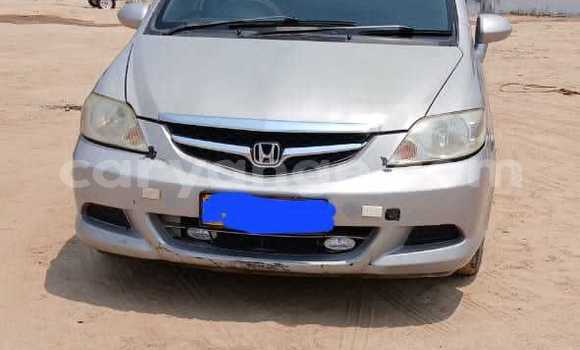 Acheter Occasion Voiture Honda Fit Aria Gris à Rundu, Namibie Acheter Occasion Voiture Honda Fit Aria Gris à Rundu, Namibie