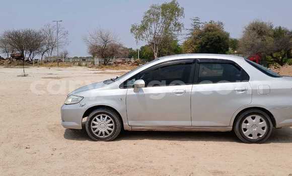 Acheter Occasion Voiture Honda Fit Aria Gris à Rundu, Namibie Acheter Occasion Voiture Honda Fit Aria Gris à Rundu, Namibie