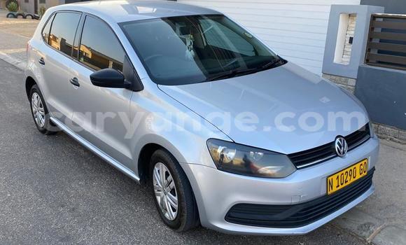 Acheter Occasion Voiture Volkswagen Polo Gris à Walvis Bay, Namibie Acheter Occasion Voiture Volkswagen Polo Gris à Walvis Bay, Namibie