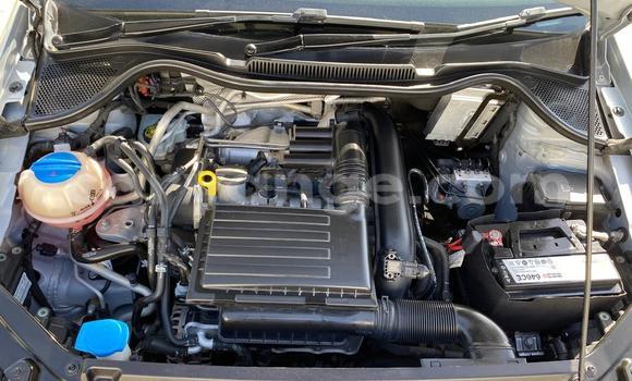 Acheter Occasion Voiture Volkswagen Polo Gris à Walvis Bay, Namibie Acheter Occasion Voiture Volkswagen Polo Gris à Walvis Bay, Namibie