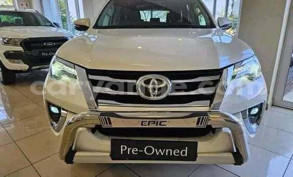 Buy Used Toyota Fortuner White Car in Gobabis in Omaheke