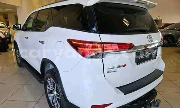 Buy Used Toyota Fortuner White Car in Gobabis in Omaheke Buy Used Toyota Fortuner White Car in Gobabis in Omaheke