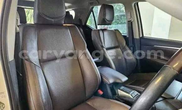 Buy Used Toyota Fortuner White Car in Gobabis in Omaheke Buy Used Toyota Fortuner White Car in Gobabis in Omaheke