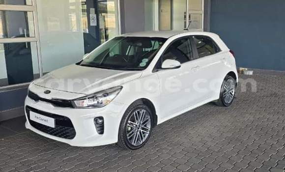 Buy Used Kia Rio White Car in Gobabis in Omaheke Buy Used Kia Rio White Car in Gobabis in Omaheke