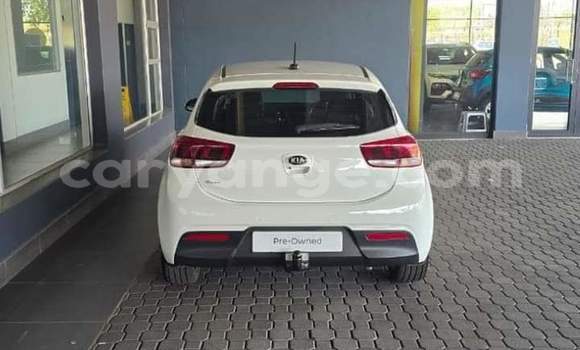 Buy Used Kia Rio White Car in Gobabis in Omaheke Buy Used Kia Rio White Car in Gobabis in Omaheke