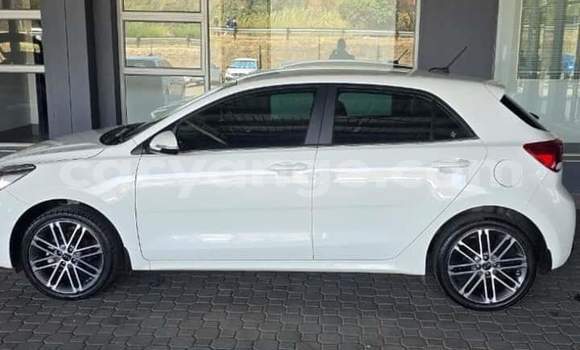Buy Used Kia Rio White Car in Gobabis in Omaheke Buy Used Kia Rio White Car in Gobabis in Omaheke