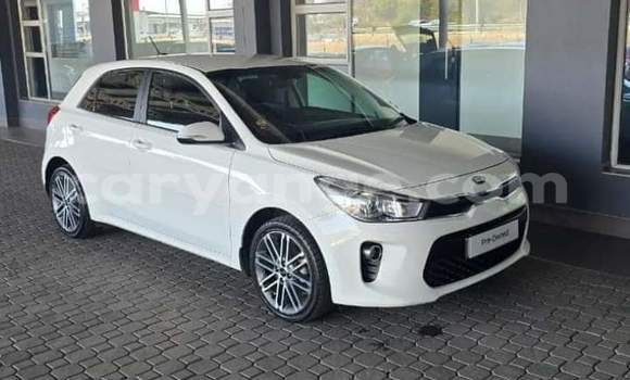 Buy Used Kia Rio White Car in Gobabis in Omaheke Buy Used Kia Rio White Car in Gobabis in Omaheke