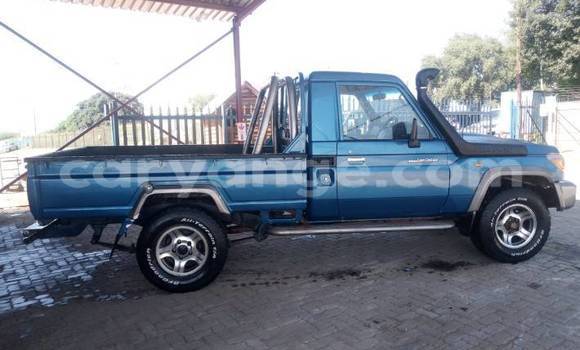 Acheter Occasion Utilitaire Caterpillar 120 Bleu à Aranos, Hardap Acheter Occasion Utilitaire Caterpillar 120 Bleu à Aranos, Hardap