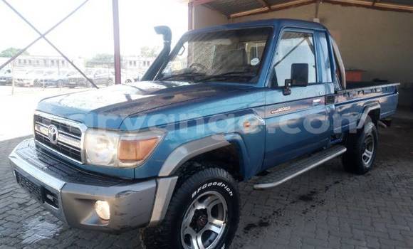 Buy Used Toyota Land Cruiser Blue Car in Windhoek in Namibia Buy Used Toyota Land Cruiser Blue Car in Windhoek in Namibia