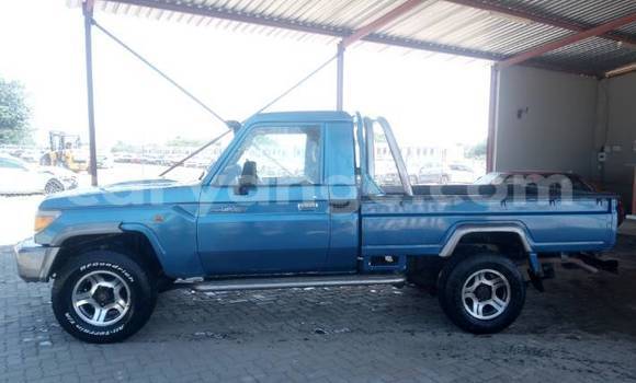 Buy Used Toyota Land Cruiser Blue Car in Windhoek in Namibia Buy Used Toyota Land Cruiser Blue Car in Windhoek in Namibia