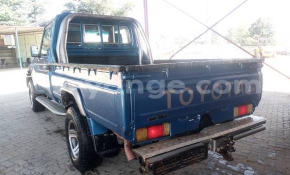 Buy Used Toyota Land Cruiser Blue Car in Windhoek in Namibia Buy Used Toyota Land Cruiser Blue Car in Windhoek in Namibia