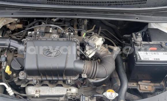 Buy Used Hyundai i10 White Car in Gobabis in Omaheke Buy Used Hyundai i10 White Car in Gobabis in Omaheke