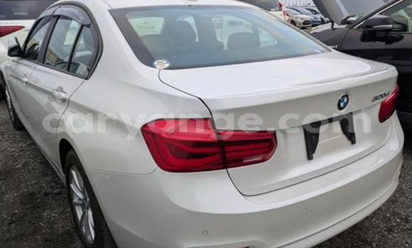 Acheter Occasion Voiture BMW 3–Series Blanc à Windhoek, Namibie Acheter Occasion Voiture BMW 3–Series Blanc à Windhoek, Namibie