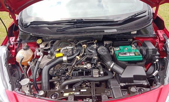 Acheter Occasion Voiture Nissan Mistral Rouge à Windhoek, Namibie Acheter Occasion Voiture Nissan Mistral Rouge à Windhoek, Namibie