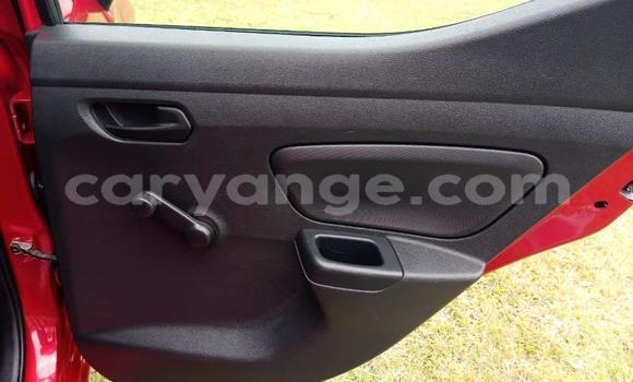 Acheter Occasion Voiture Nissan Mistral Rouge à Windhoek, Namibie Acheter Occasion Voiture Nissan Mistral Rouge à Windhoek, Namibie