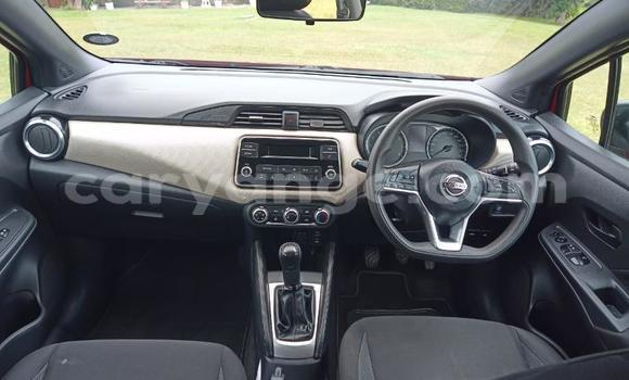 Acheter Occasion Voiture Nissan Mistral Rouge à Windhoek, Namibie Acheter Occasion Voiture Nissan Mistral Rouge à Windhoek, Namibie