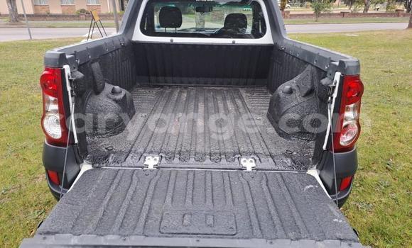 Acheter Occasion Voiture Nissan NP 300 Blanc à Windhoek, Namibie Acheter Occasion Voiture Nissan NP 300 Blanc à Windhoek, Namibie