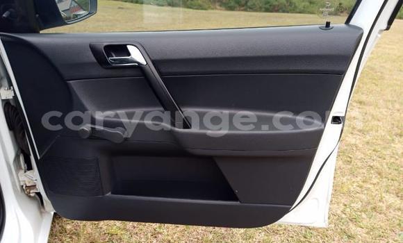 Acheter Occasion Voiture Volkswagen Polo Blanc à Windhoek, Namibie Acheter Occasion Voiture Volkswagen Polo Blanc à Windhoek, Namibie