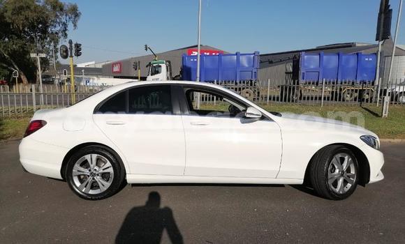 Buy Used Mercedes-Benz C–Class White Car in Gobabis in Omaheke Buy Used Mercedes-Benz C–Class White Car in Gobabis in Omaheke