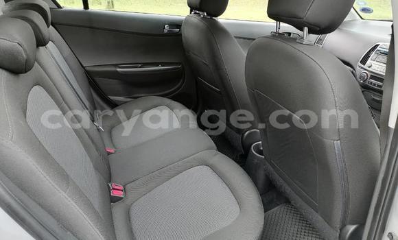 Acheter Occasion Voiture Hyundai I20 Gris à Gobabis, Omaheke Acheter Occasion Voiture Hyundai I20 Gris à Gobabis, Omaheke