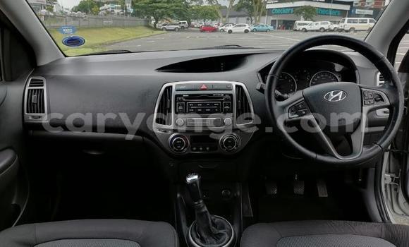 Acheter Occasion Voiture Hyundai I20 Gris à Gobabis, Omaheke Acheter Occasion Voiture Hyundai I20 Gris à Gobabis, Omaheke