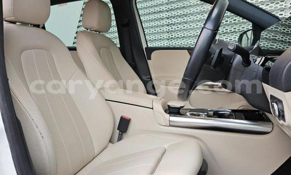Acheter Occasion Voiture Mercedes-Benz B–Class Blanc à Gobabis, Omaheke Acheter Occasion Voiture Mercedes-Benz B–Class Blanc à Gobabis, Omaheke