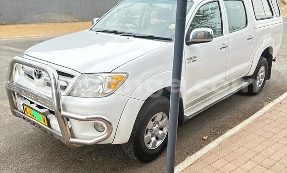 Buy Used Toyota Hilux White Car in Windhoek in Namibia Buy Used Toyota Hilux White Car in Windhoek in Namibia