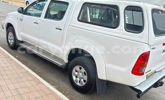 Buy Used Toyota Hilux White Car in Windhoek in Namibia Buy Used Toyota Hilux White Car in Windhoek in Namibia