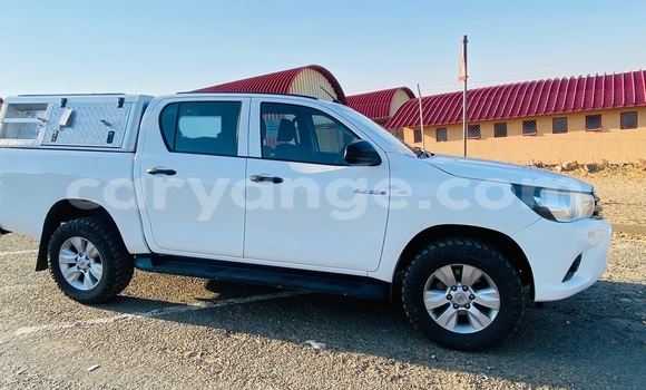 Buy Used Toyota Hilux White Car in Windhoek in Namibia Buy Used Toyota Hilux White Car in Windhoek in Namibia