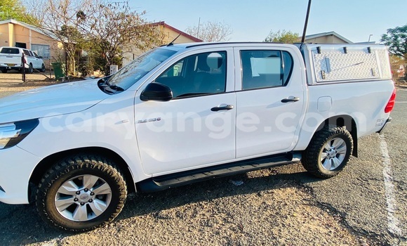 Buy Used Toyota Hilux White Car in Windhoek in Namibia Buy Used Toyota Hilux White Car in Windhoek in Namibia