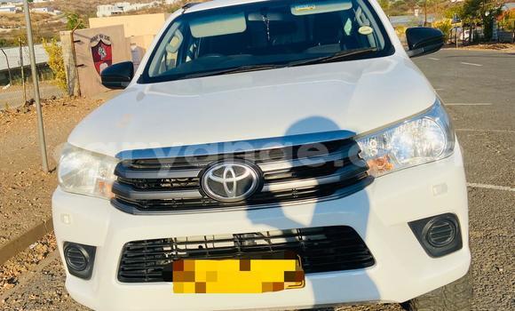 Buy Used Toyota Hilux White Car in Windhoek in Namibia Buy Used Toyota Hilux White Car in Windhoek in Namibia