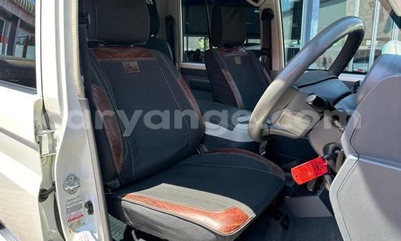 Buy Used Toyota Land Cruiser White Car in Windhoek in Namibia Buy Used Toyota Land Cruiser White Car in Windhoek in Namibia