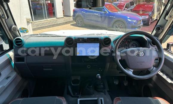 Buy Used Toyota Land Cruiser White Car in Windhoek in Namibia Buy Used Toyota Land Cruiser White Car in Windhoek in Namibia