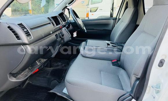 Buy Used Toyota Hi Ace White Car in Windhoek in Namibia Buy Used Toyota Hi Ace White Car in Windhoek in Namibia