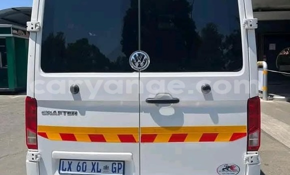 Buy Used Volkswagen Caravelle White Car in Windhoek in Namibia Buy Used Volkswagen Caravelle White Car in Windhoek in Namibia