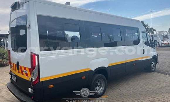 Buy Used IVECO Massif White Car in Windhoek in Namibia Buy Used IVECO Massif White Car in Windhoek in Namibia