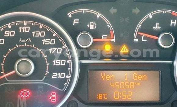 Acheter Occasion Voiture Fiat Doblo Blanc à Windhoek, Namibie Acheter Occasion Voiture Fiat Doblo Blanc à Windhoek, Namibie