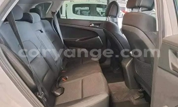 Acheter Occasion Voiture Hyundai Tucson Blanc à Windhoek, Namibie Acheter Occasion Voiture Hyundai Tucson Blanc à Windhoek, Namibie