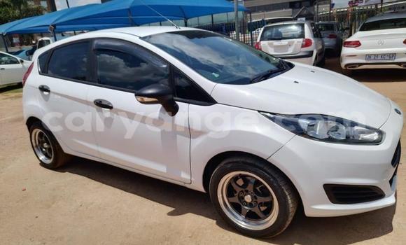 Buy Used Ford Fiesta White Car in Windhoek in Namibia Buy Used Ford Fiesta White Car in Windhoek in Namibia