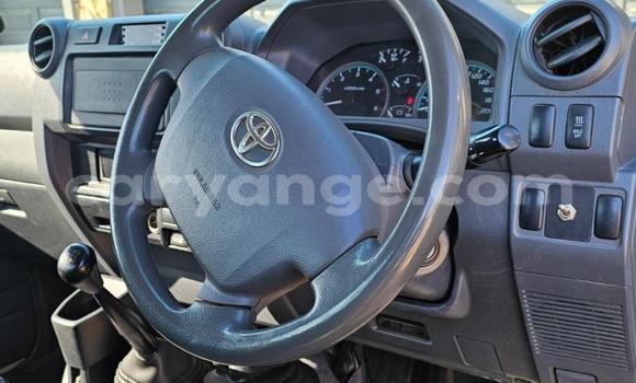 Buy Used Toyota Land Cruiser Beige Car in Windhoek in Namibia Buy Used Toyota Land Cruiser Beige Car in Windhoek in Namibia