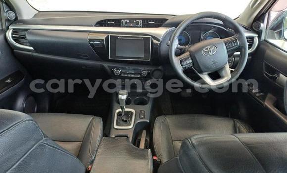 Buy Used Toyota Hilux White Car in Windhoek in Namibia Buy Used Toyota Hilux White Car in Windhoek in Namibia