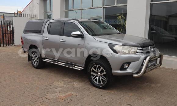 Acheter Occasion Voiture Toyota Hilux Gris à Windhoek, Namibie