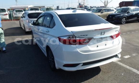 Buy Used Honda Grace White Car in Windhoek in Namibia Buy Used Honda Grace White Car in Windhoek in Namibia