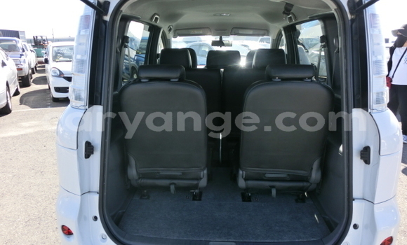 Buy Used Toyota Sienta White Car in Windhoek in Namibia Buy Used Toyota Sienta White Car in Windhoek in Namibia