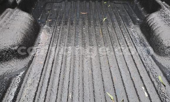 Buy Used Isuzu D–MAX White Car in Windhoek in Namibia Buy Used Isuzu D–MAX White Car in Windhoek in Namibia