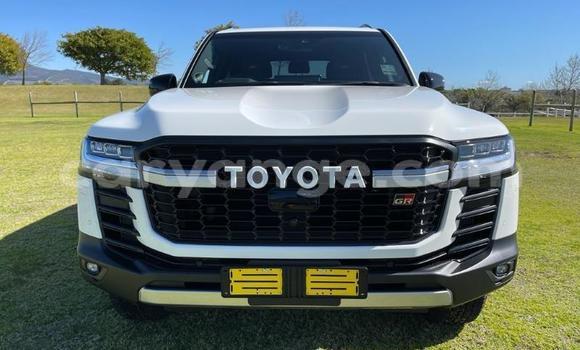 Buy Used Toyota Land Cruiser White Car in Windhoek in Namibia Buy Used Toyota Land Cruiser White Car in Windhoek in Namibia