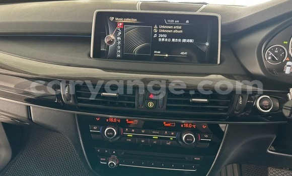 Acheter Occasion Voiture BMW X5 Gris à Windhoek, Namibie Acheter Occasion Voiture BMW X5 Gris à Windhoek, Namibie