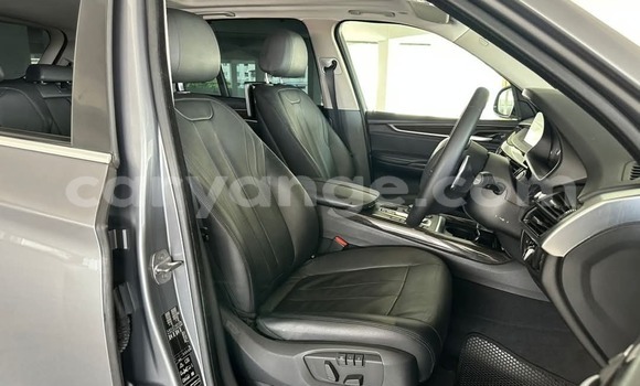 Acheter Occasion Voiture BMW X5 Gris à Windhoek, Namibie Acheter Occasion Voiture BMW X5 Gris à Windhoek, Namibie